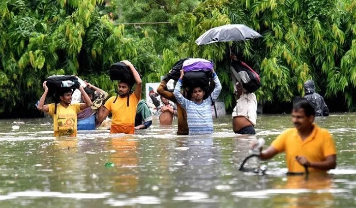 ভারতে ভারী বৃষ্টিতে ৯৪ জনের মৃত্যু