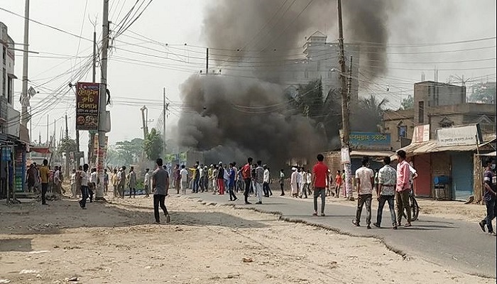 ব্রাহ্মণবাড়িয়ায় মাদ্রাসাছাত্রদের সঙ্গে পুলিশের সংঘর্ষ