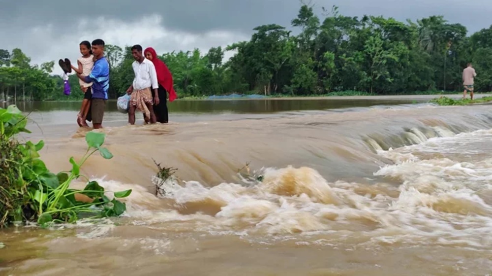 সিলেটে তিন নদীর পানি বিপৎসীমার ওপরে 