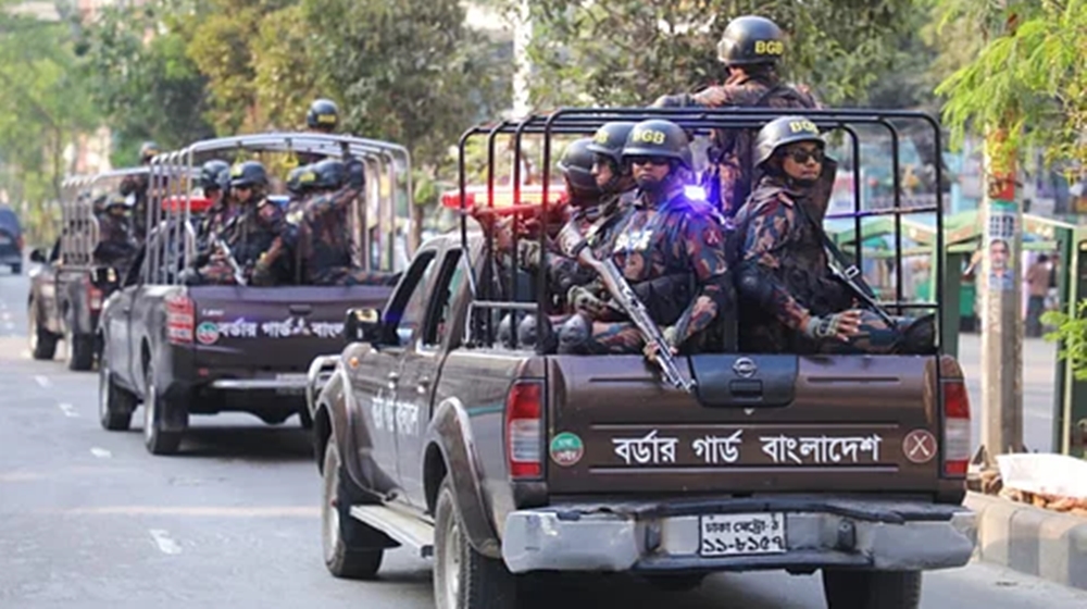 আন্দোলকারীদের দখলে রাজশাহী বিশ্ববিদ্যালয়ের সব হল, বিজিবি মোতায়েন