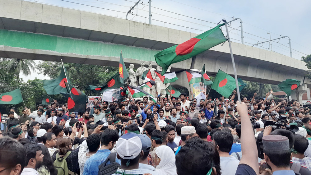 বৈষম্যবিরোধী ছাত্র আন্দোলনের ‘শহীদি মার্চ’ কর্মসূচি চলছে