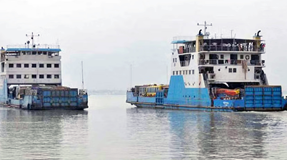 দুই ঘণ্টা পর দৌলতদিয়া-পাটুরিয়ায় ফেরি চলাচল স্বাভাবিক