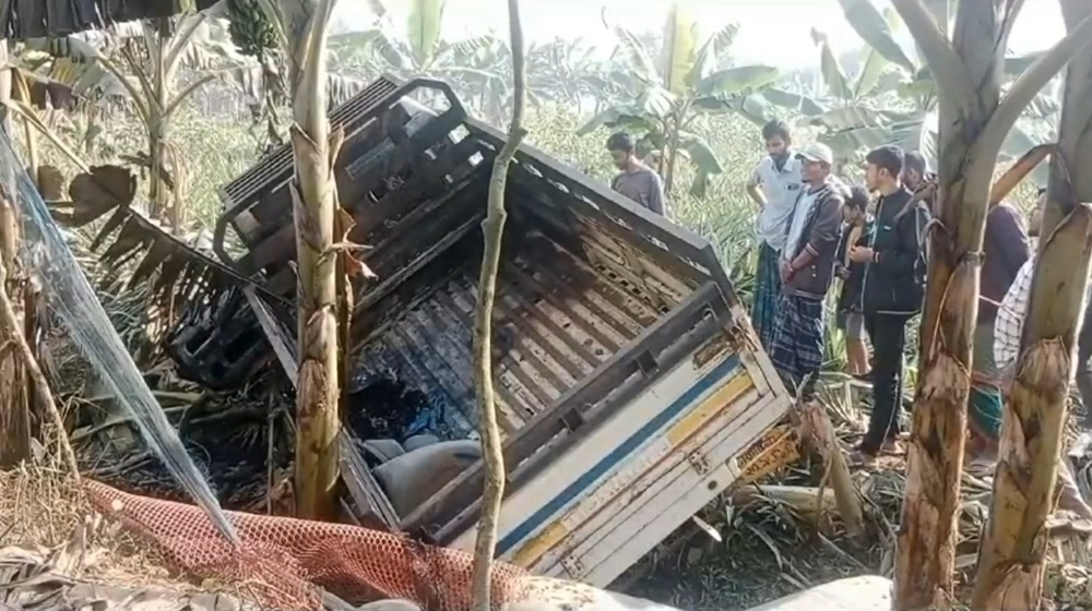 টাঙ্গাইলের সড়ক দুর্ঘটনায় দুই হাফেজ নিহত