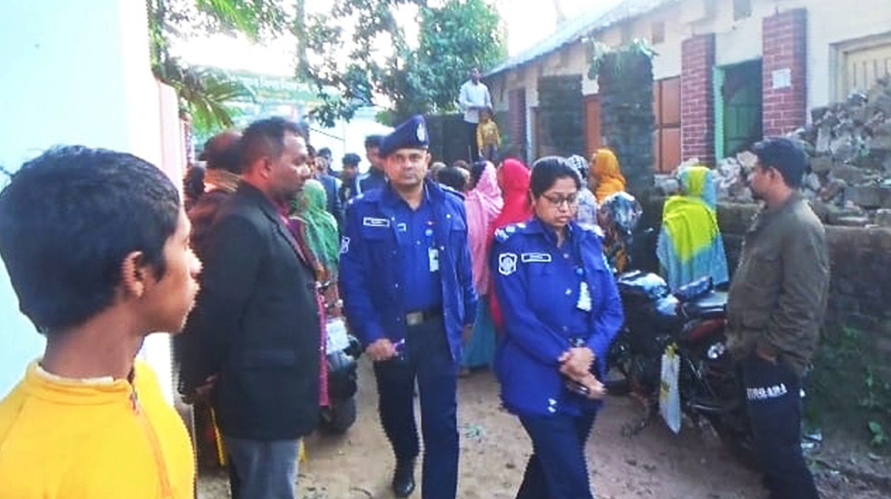 স্টোররুম থেকে বিআরটিএ কর্মচারীর মরদেহ উদ্ধার